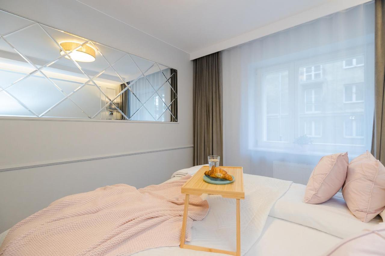 Shortstaypoland Sielecka Warsaw Exterior photo